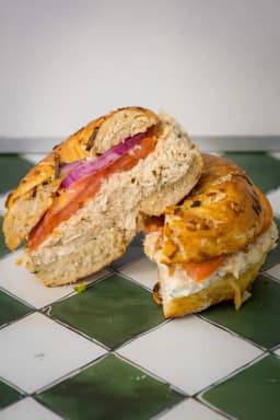 Yiro Bagel - Chicken